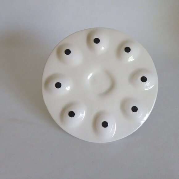 NEW VINTAGE CERAMIC EASTER BUNNY RABBIT WHITE DEVILED EGG SERVING DISH PLATE - Picture 10 of 13